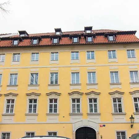Apartment Traditional Riverside Prague
